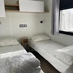 Charming 3-bedroom Mobile In Les Mathes, France Ferienhaus *