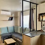 Charming 3-bedroom Mobile In Les Mathes, France * Les Mathes